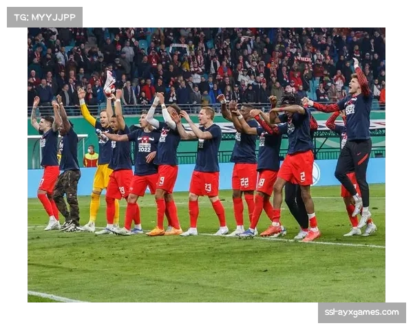 战术板：解析弗赖堡如何利用定位球战术在三月取得三连胜